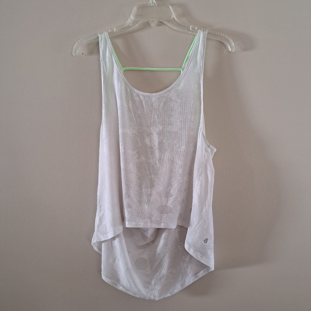 VEUC Lululemon tank top